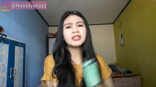 Produk yang cocok untuk kulit kering dan berjerawat смотреть онлайн