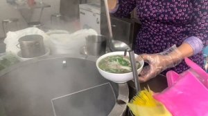 Vietnamese PHO Noodle Soup Compilation - Amazing Street Food 2023 in Saigon, Vietnam