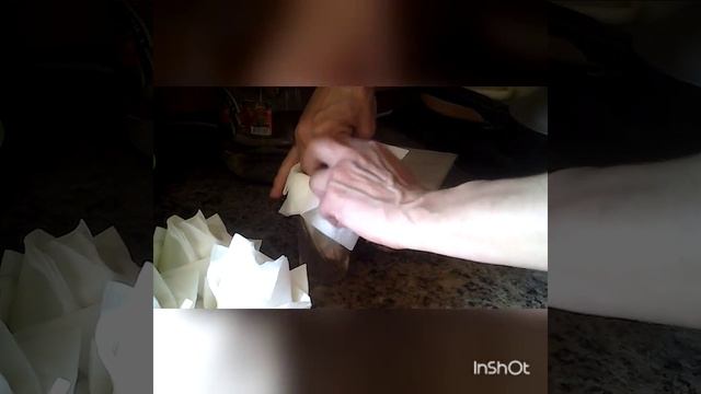 Салфетки-РОЗА украшение к праздничному столу...как порадовать своих гостей...