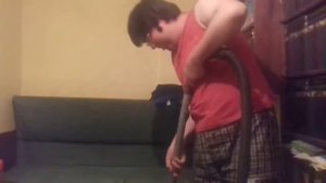 Пылесошу диван