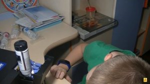 Распаковываем и устанавливаем принтер Epson L1110