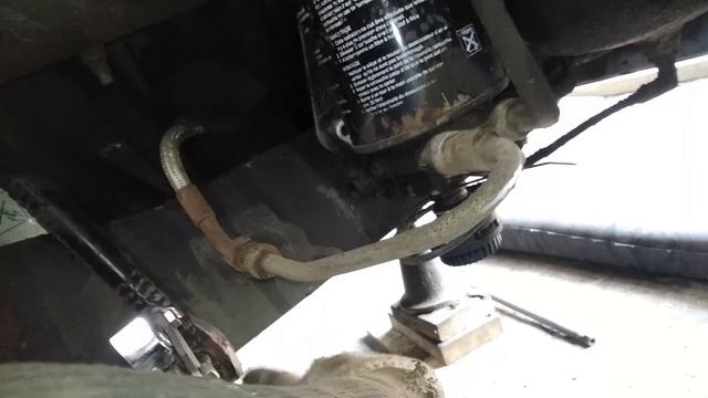 Вольво FH 12. Зфмена балки. Часть 2. День второй разборка. смотреть онлайн