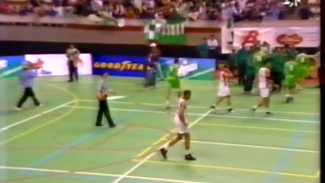 WAC - RAJA 1/2 Finale coupe Match aller 1999-2000 1er MITEMPS смотреть онлайн