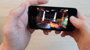 КАК ИДЕТ ASPHALT 8 НА IPHONE 4S - ТЕСТ ИГРЫ