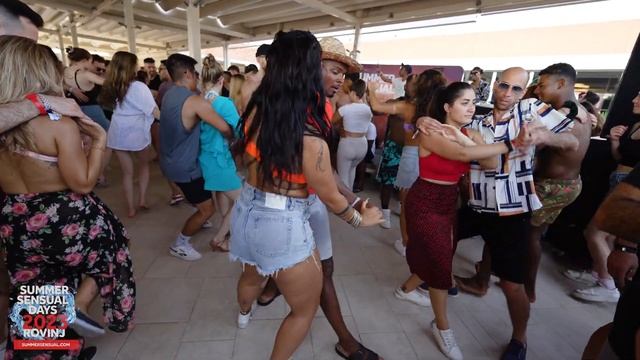 Willy Py & Melissa Moustic - Bachata social dancing | Summer Sensual Days 2023 (Rovinj) смотреть онлайн