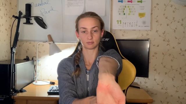 ЗАРЯДКА НА РАБОТЕ | 10 минут разминки за столом на рабочем месте | Разминка в офисе смотреть онлайн