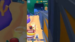 Играю в Subway Surfers