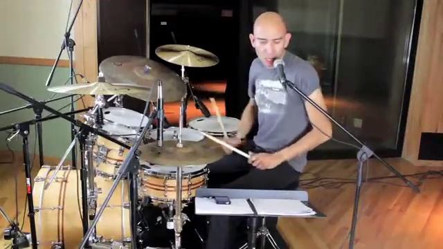 Roberto Serrano on Drums, Samba 12, Lesson, Tutorial смотреть онлайн