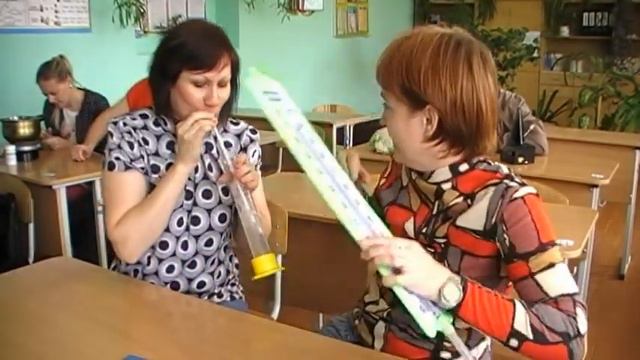 Поздравление выпускникам от учителей 2017! смотреть онлайн