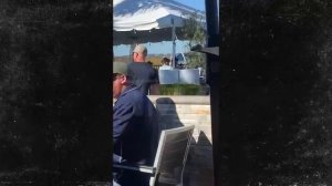 Jeff Bezos Slaps GF Lauren Sanchez's Butt At Lunch | TMZ