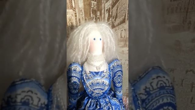 Тильда в образе богини Зимы смотреть онлайн