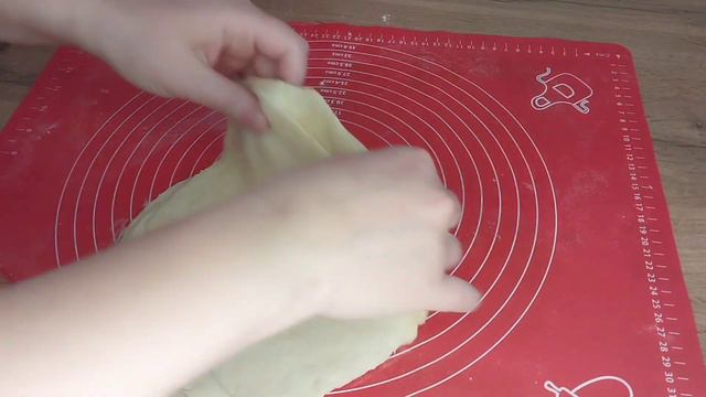 Круассаны с варёнкой.круассаны из слоеного теста