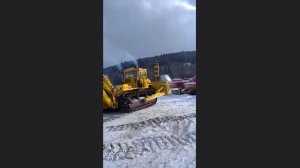 ЧЗПТ Т-330ГР с ходовой от Т-500 в работе на Сахалине / ТехЗап