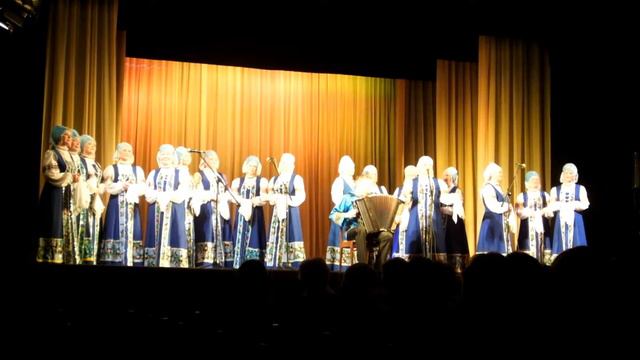 Народный хор Ветеран  Распустила береза сережки смотреть онлайн