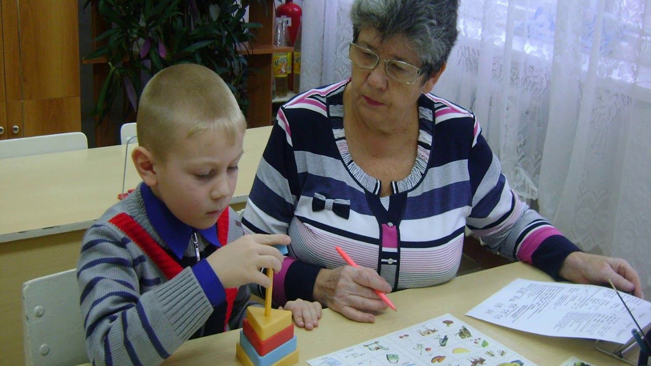Адаптационный период учащихся первых классов в коррекционных задачах учителя-логопеда и психолога