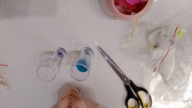 Мастер класс свечи своими руками. Свечи в бокале. Как сделать свечку. Свеча гелиевая в бокале.
