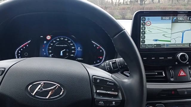 Зустріч з одноклубником та огляд порівняння Hyundai i30 1.5dpi AT комплектації STYLE та Premium plu смотреть онлайн
