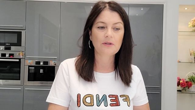 Что Делать если ВЫПАДАЮТ ВОЛОСЫ? КОРОНАВИРУС   Лучшее и Простое  средство от Выпадения и Роста ВОЛО