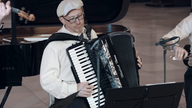 Ensemble Nueva Pasión: Carlos Gardel- Por Una Cabeza смотреть онлайн