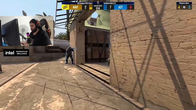 JAME СМОТРИТ РАЙЗА : РАЗБОР ИСТОРИЧЕСКОЙ КОНЦОВКИ ФИНАЛА NAVI - FAZE (feat. Электроник) (CS:GO) смотреть онлайн