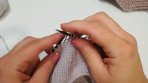 Шапка-шлем спицами двусторонняя для ребёнка, вязание от макушки. 2 часть