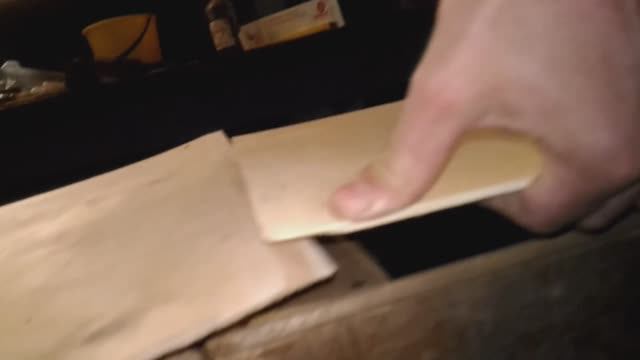 Яхта своими руками. Соединение на ус бортов. смотреть онлайн