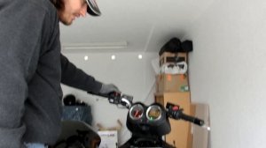 Suzuki GSF 1200 Bandit 2006 стреляет чихает в карбюратор