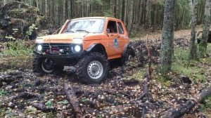 Нива на бортовых редукторах и 35" колесах