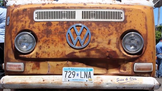 The Dream Continues - AMAZING VOLKSWAGEN BUSES! - VW Bus & Car Show - Minneapolis смотреть онлайн