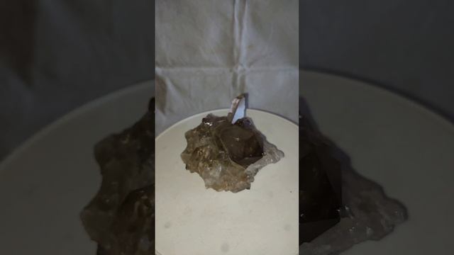 минерал Кварц дымчатый (Раухтопаз) 8х7.5х5 см смотреть онлайн