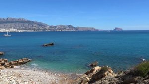 Испания, Альбир, продажа дома с участком на первой линии у моря, дорогая недвижимость в Испании