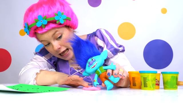 Irenes magische Küche. Wir spielen und kneten mit Poppy. 3 Play Doh Videos auf Deutsch смотреть онлайн