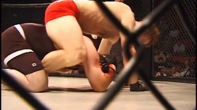 Forrest Griffin DEBUT FIGHT