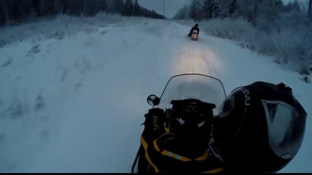 Первый выезд на снегоходе смотреть онлайн