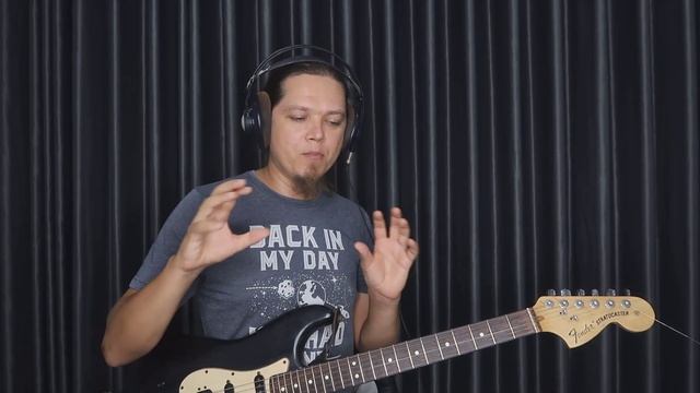 СКОЛЬКО ВСЕГО АККОРДОВ И КАК ИХ ВСЕ ВЫУЧИТЬ ГИТАРИСТУ? смотреть онлайн