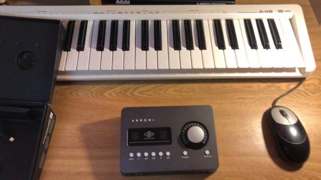 Best Budget Audio Interface | UAD Arrow Review смотреть онлайн