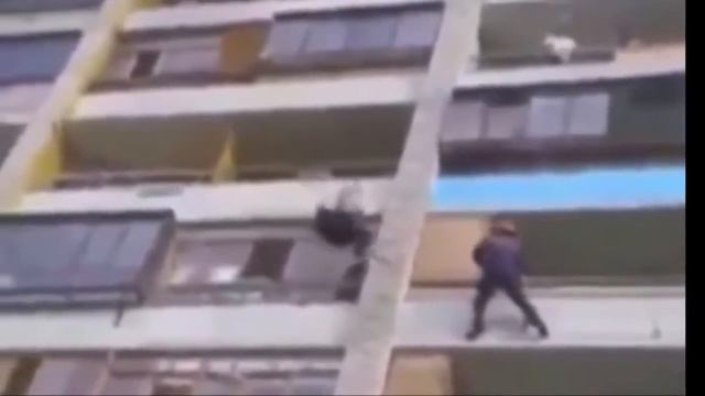 Видно людям приятно получать боль смейтесь
