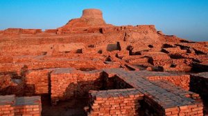 Самое древнее каменное здание на Земле / История