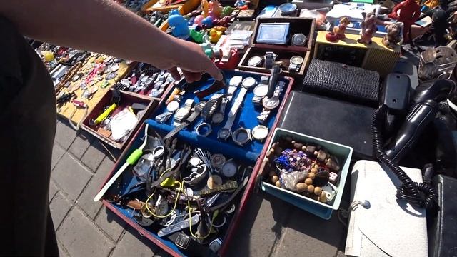БАРАХОЛКА в СЛАВЯНСКЕ еще и получилось УРВАТЬ ТОВАР антикварная БАРАХОЛКА смотреть онлайн