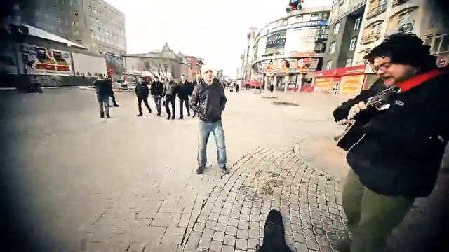 Леша Маэстро   Белым покрывалом