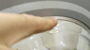 Течёт стиральная машина снизу