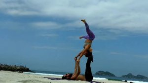 Acroyoga - Toda tentativa é válida.