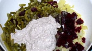 Салат из маринованной черемши