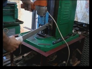 Как расточить отверстие в плите основания станка НГФ 110.