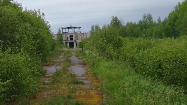 Заброшенная военная часть