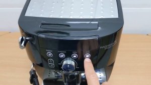 De'Longhi Magnifica S Smart en acción