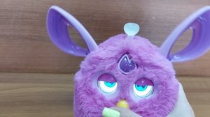 Фёрби Коннект сиреневого цвета