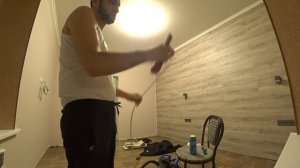 Щель между окном и подоконником.