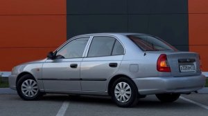 Видео-обзор на автомобиль "HYUNDAI-ACCENT" - 2005 года.