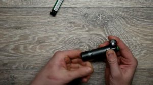 TRUSTFIRE Z2: фонарь на батарейке АА / аккумуляторе 14500